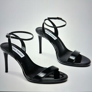 Steve Madden Wafer Black Patent Heel